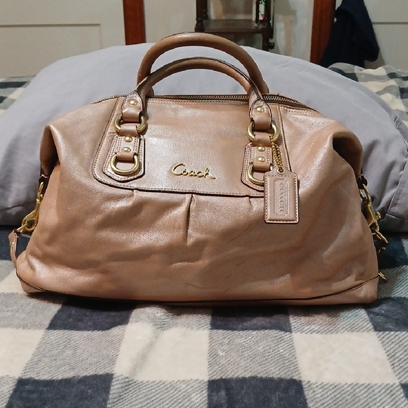 Coach - Picture 1 of 14